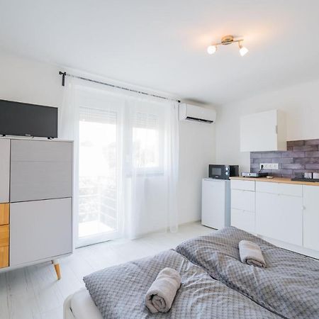 Zigzag Apartman شيوفوك المظهر الخارجي الصورة